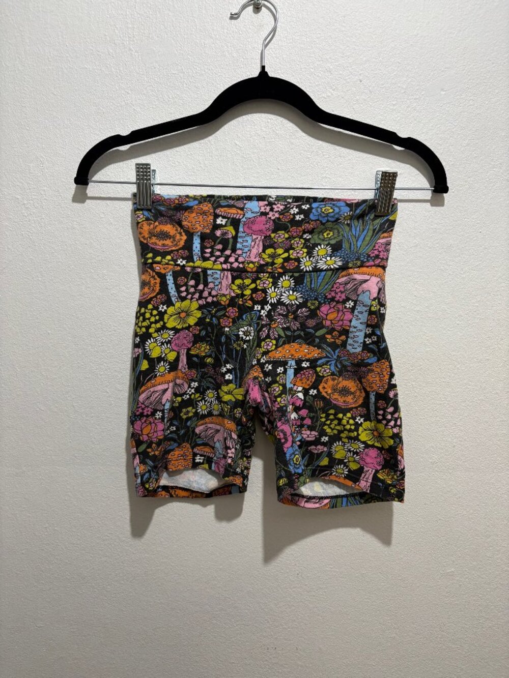 Nooworks Bike Shorts in Magic Mushroom Print black ground